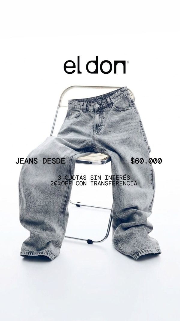 Anuncio de moda: jeans sobre una silla con el precio y cuotas sin interés